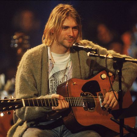 Kurt Cobain’s “MTV Unplugged” Guitar to Be Sold at Auction