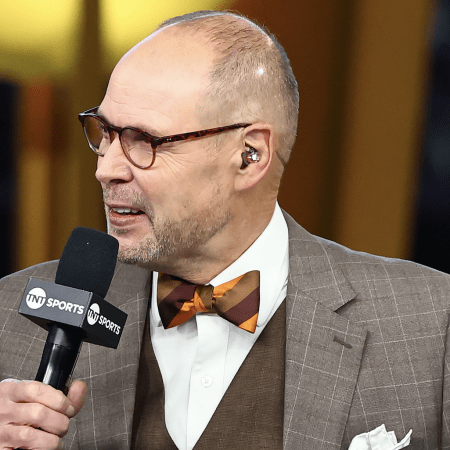 Ernie Johnson Jr. looks on before a 2023 NBA In-Season Tournament game.